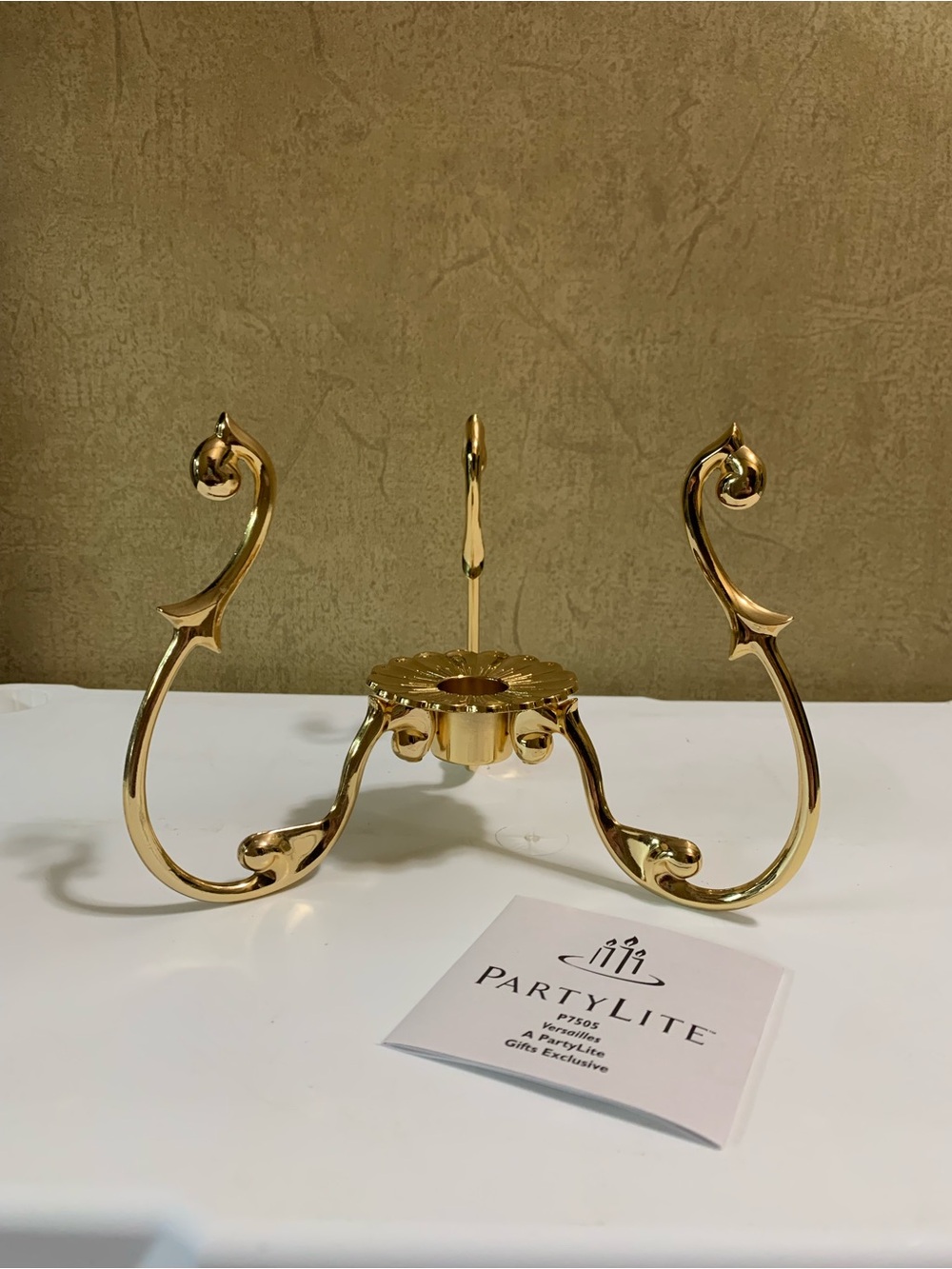 Partylite 24k gold plated Hurricane Candle Holder 
P7505 NEW in Box